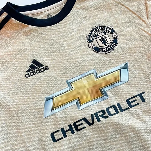 BRAND NEW Manchester United Snakeskin Away Kit 2019/20 Youth